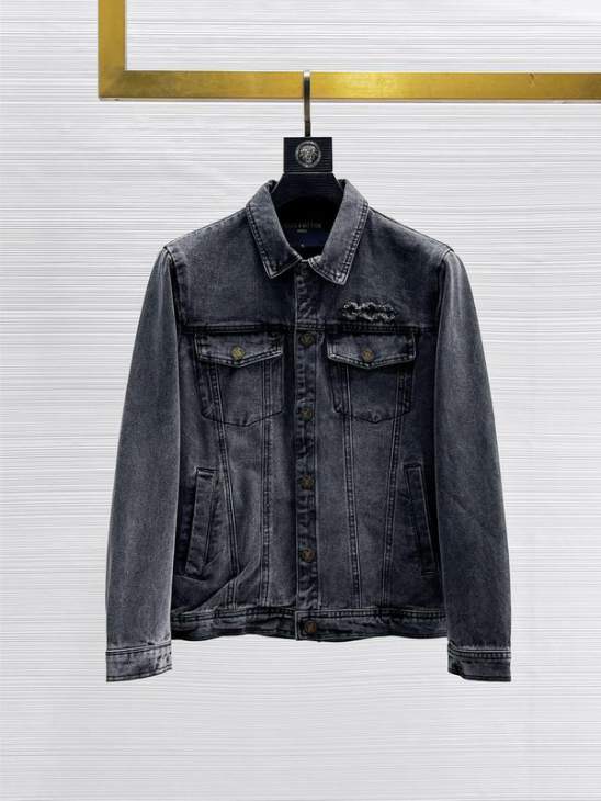 Picture of Louis Vuitton Jackets _SKULVM-3XLxetr9331844